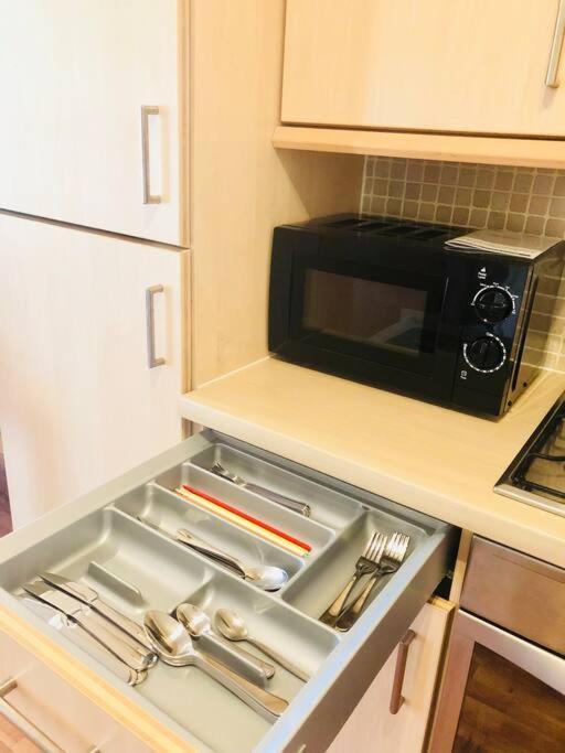 Modern Spacious Retreat Full Fibre Wi-Fi & Free Parking EDI Exterior foto